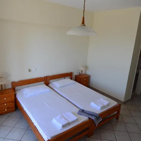 Anna's Guest house 3*
