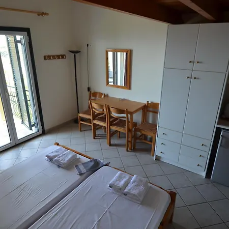 Anna's Guest house 3*